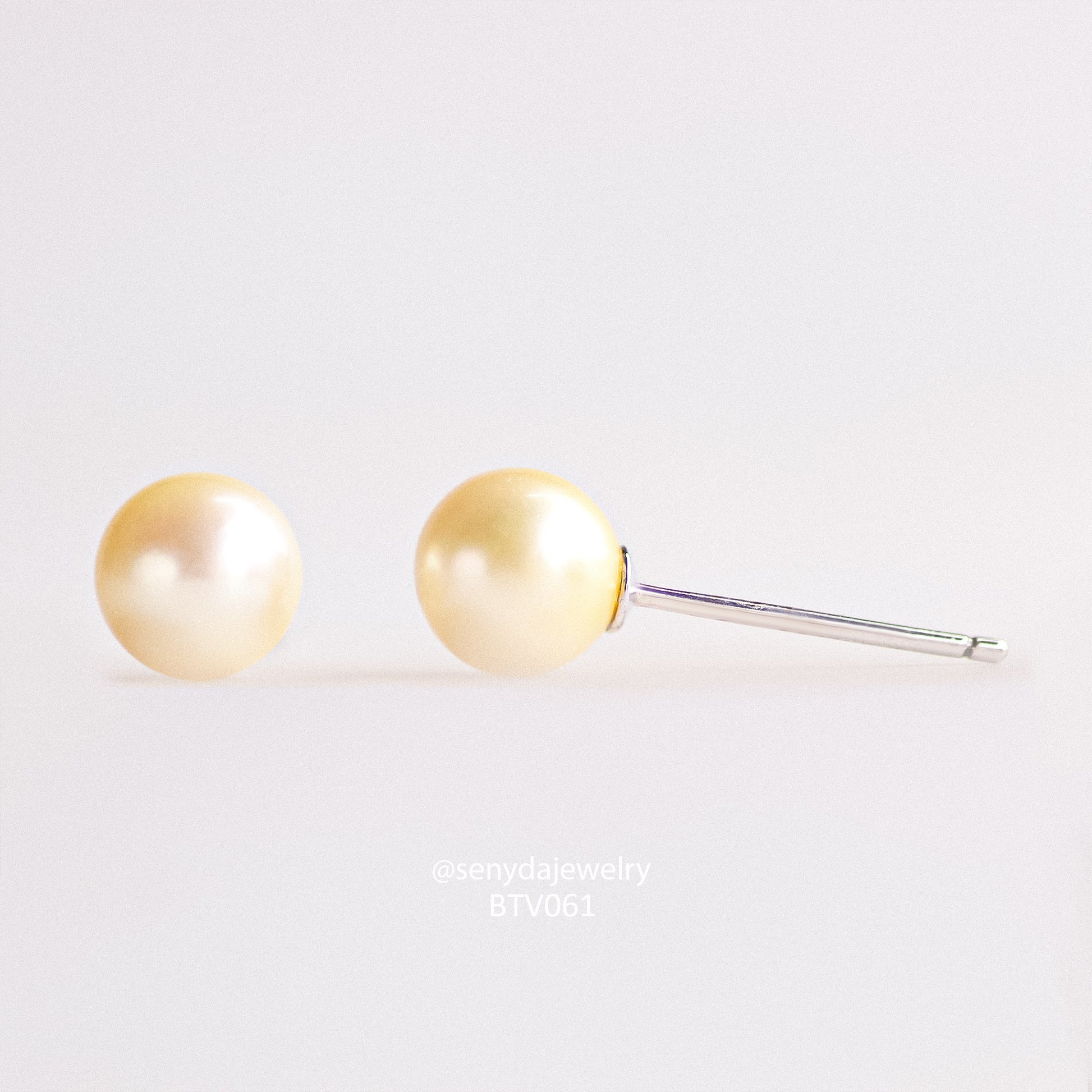 Senyda 10K Solid Gold Round - Shaped Natural Golden Pearl Stud Earrings