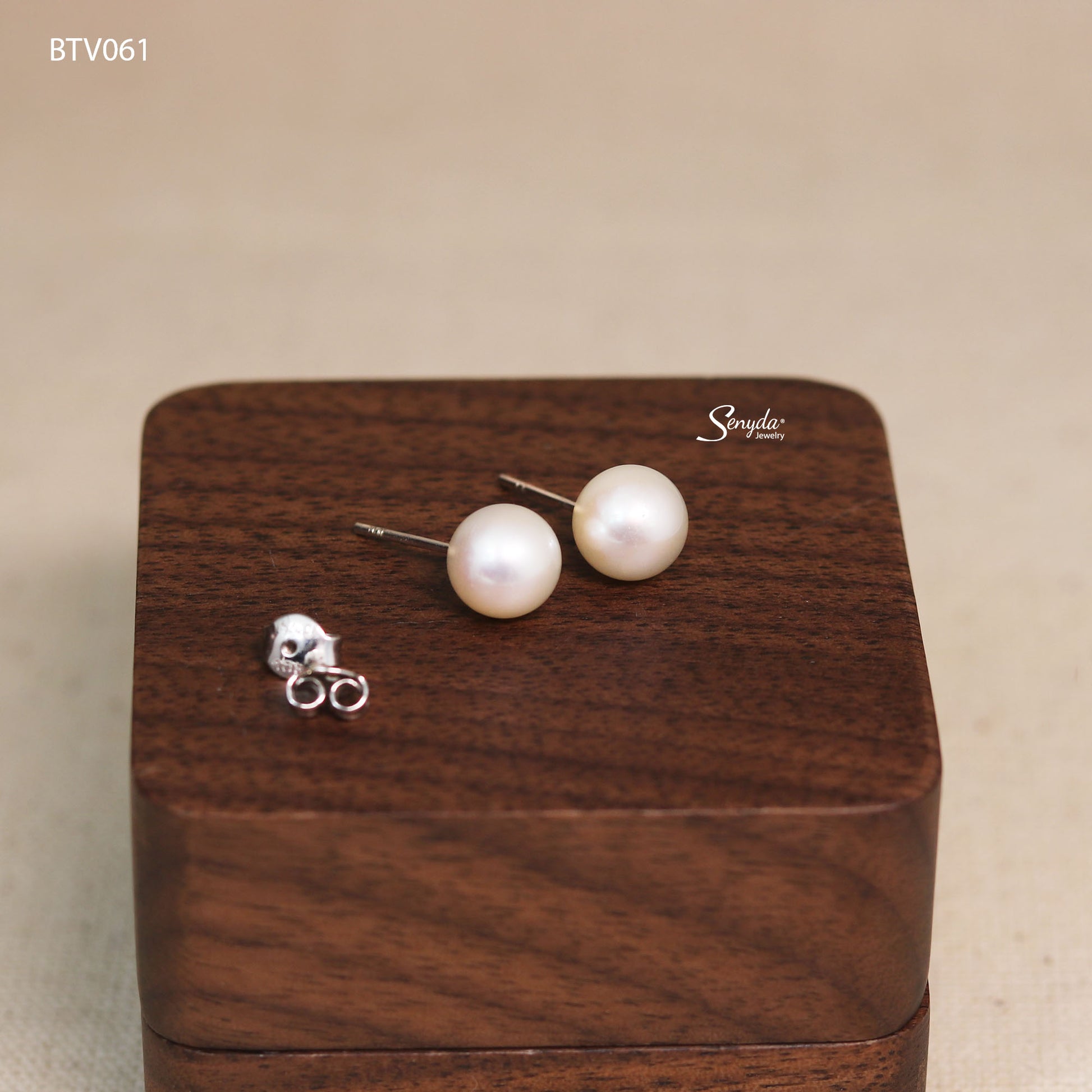 10K Solid Gold Round Golden Pearl Stud Earrings