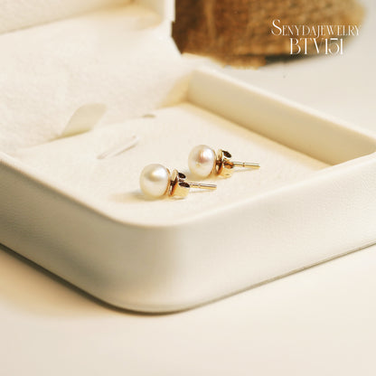 14K Solid Gold Round 6.5mm Freshwater Pearls Stud Earrings