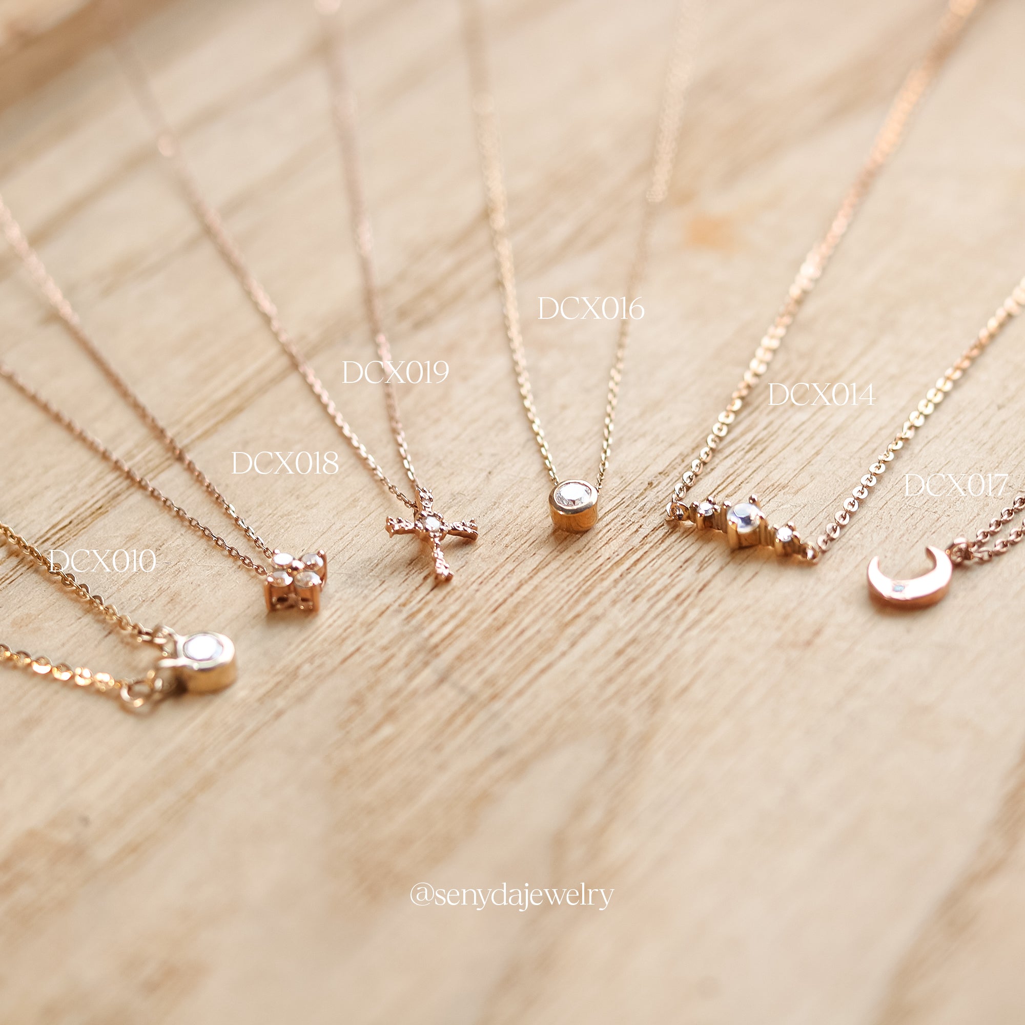 Senyda 10K Solid Gold Minimalist Diamond Necklaces