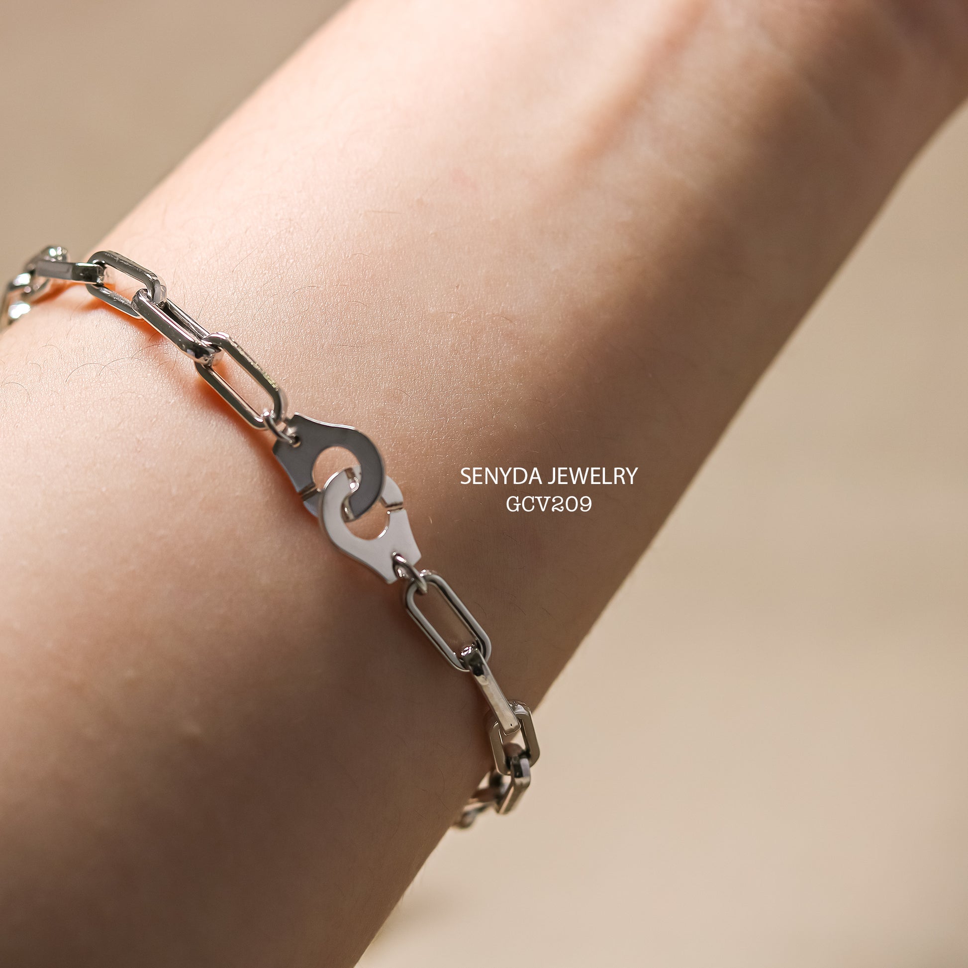 Senyda Personalized Paperclip Chain Bracelet