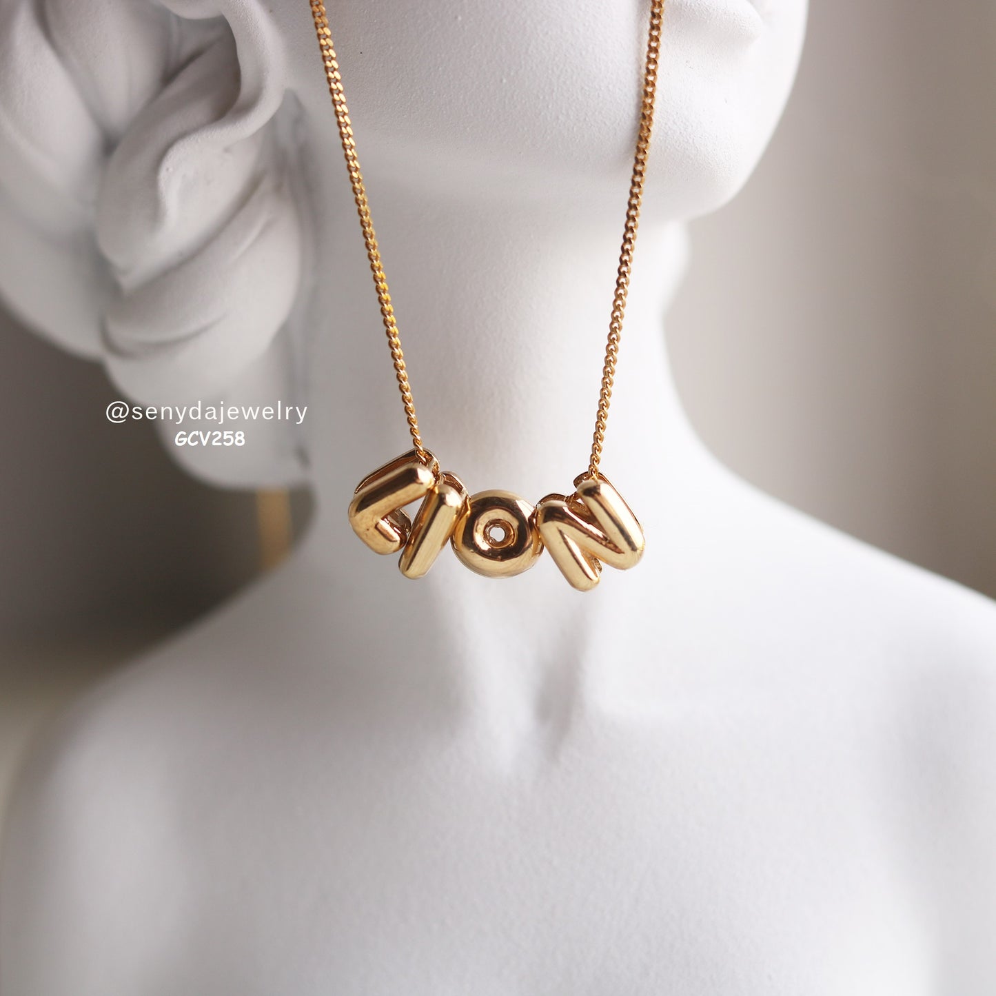 Senyda Custom Bubble Letters Nameplate Gold Necklace - Pendant With Dainty Chain