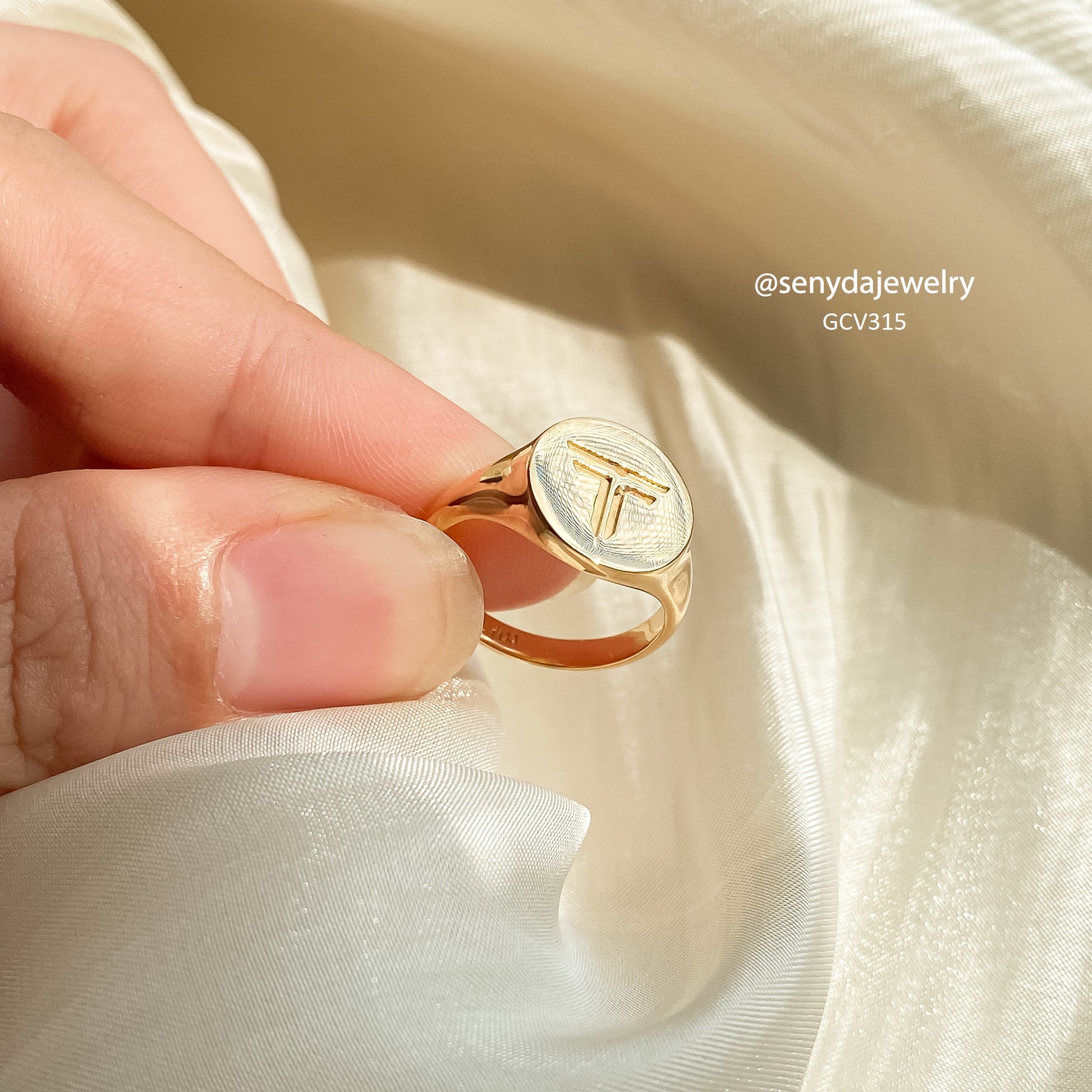 Personalized Engraved Initial Round Signet Ring