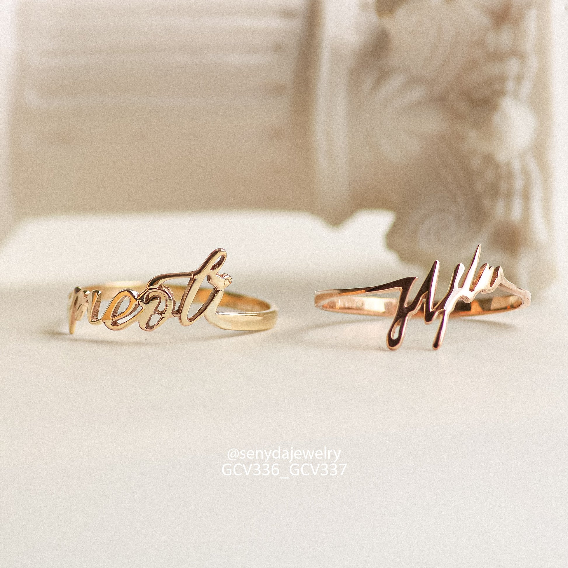 Senyda 10K Gold Custom Signature Name Ring