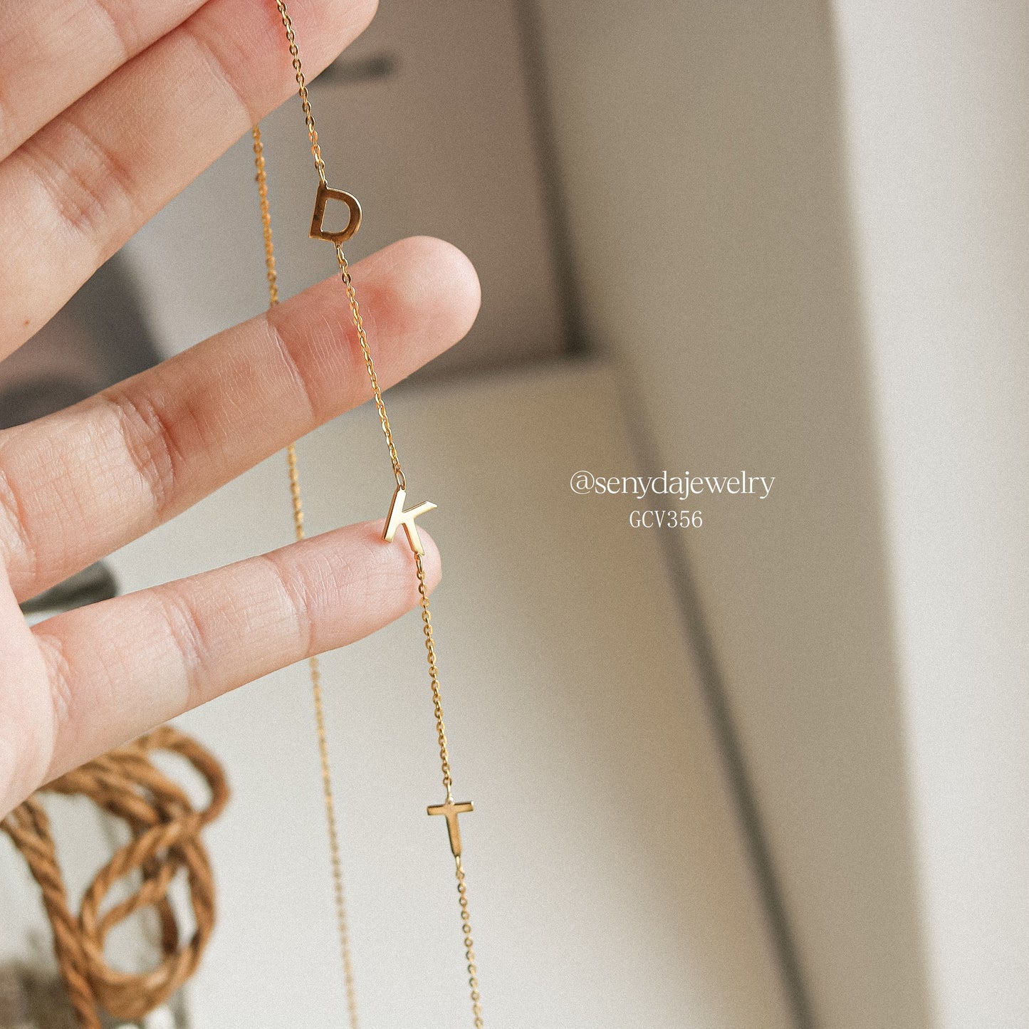 Senyda 10K Solid Gold Sideways Three Initials Necklace