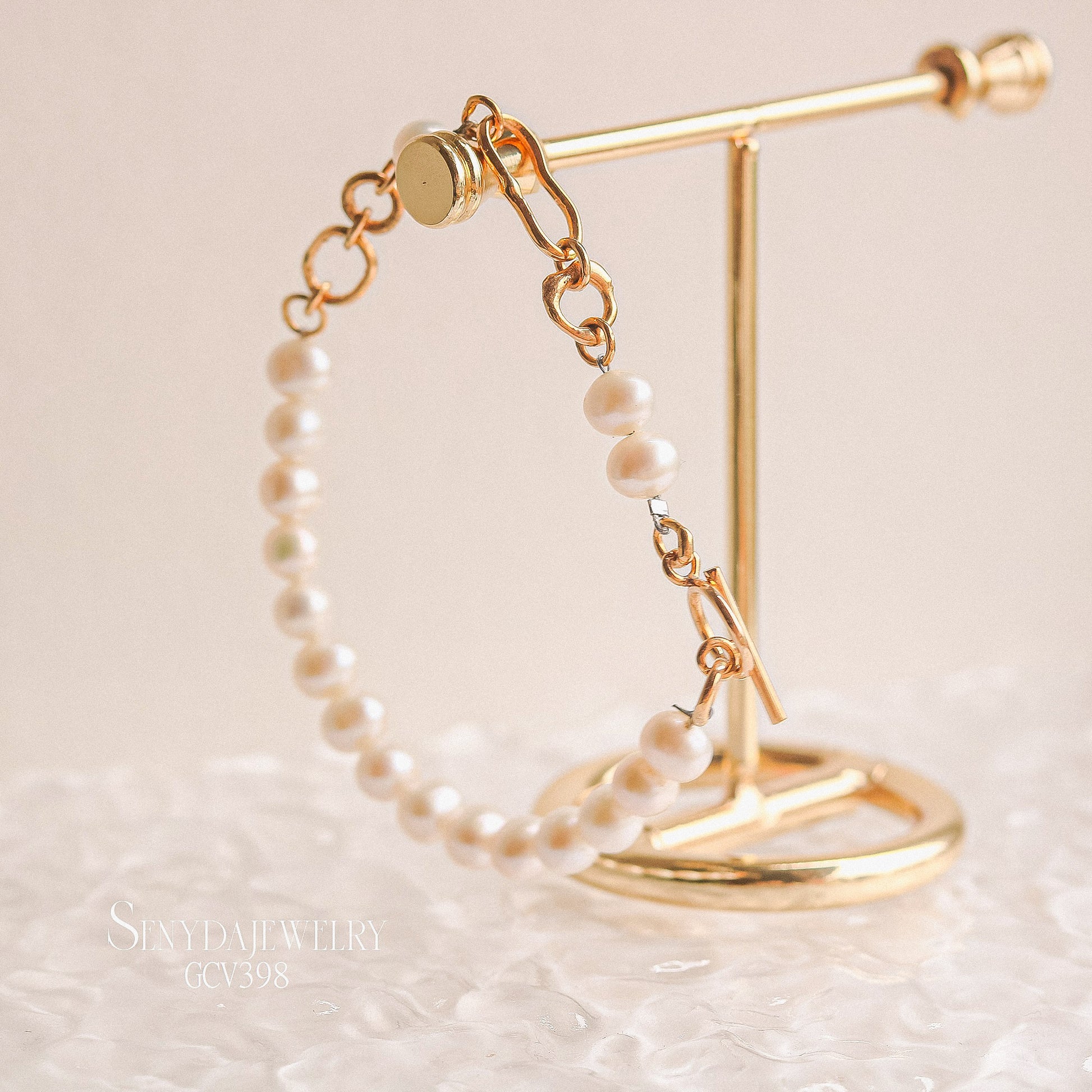 14K Solid Gold Toggle Clasp Freshwater Pearl Bracelet