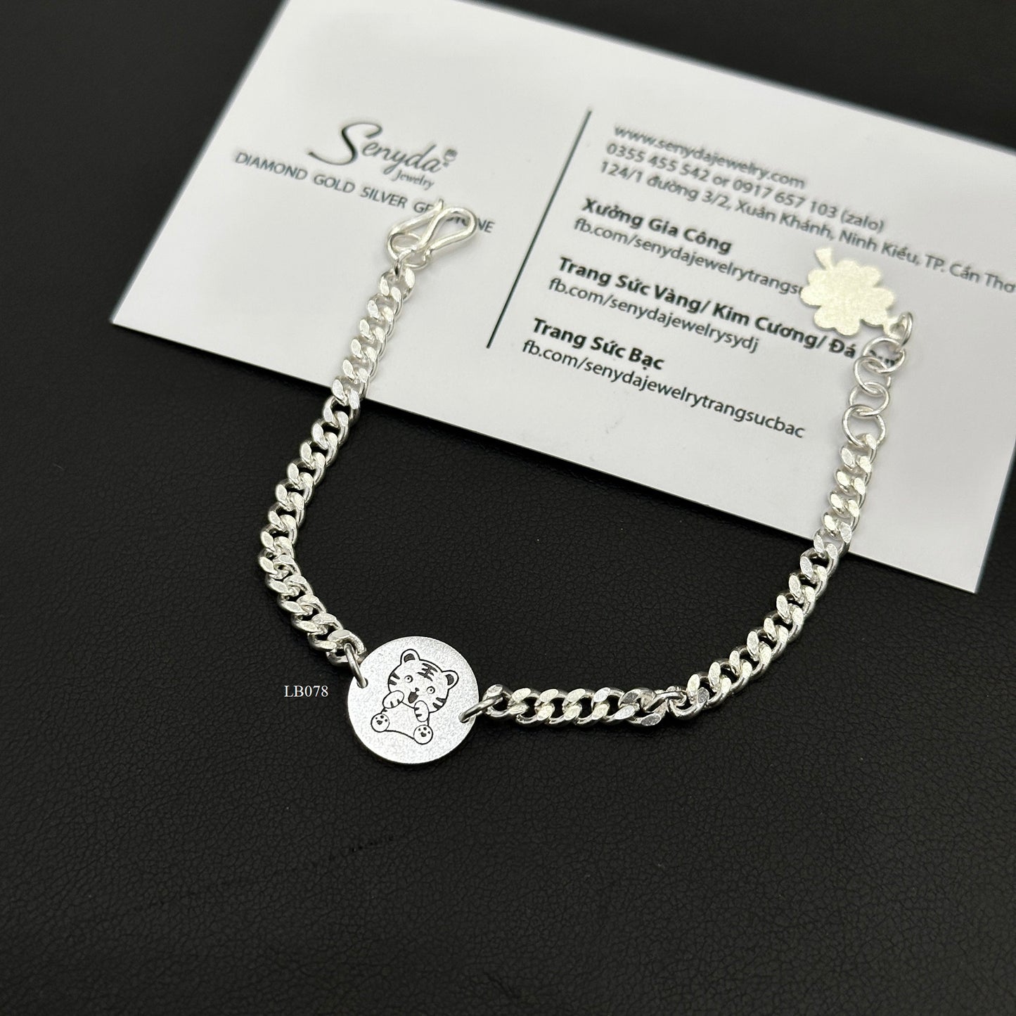 Sterling Silver 925 Custom Engraved Baby Name In Curb Bracelet - Round Disc