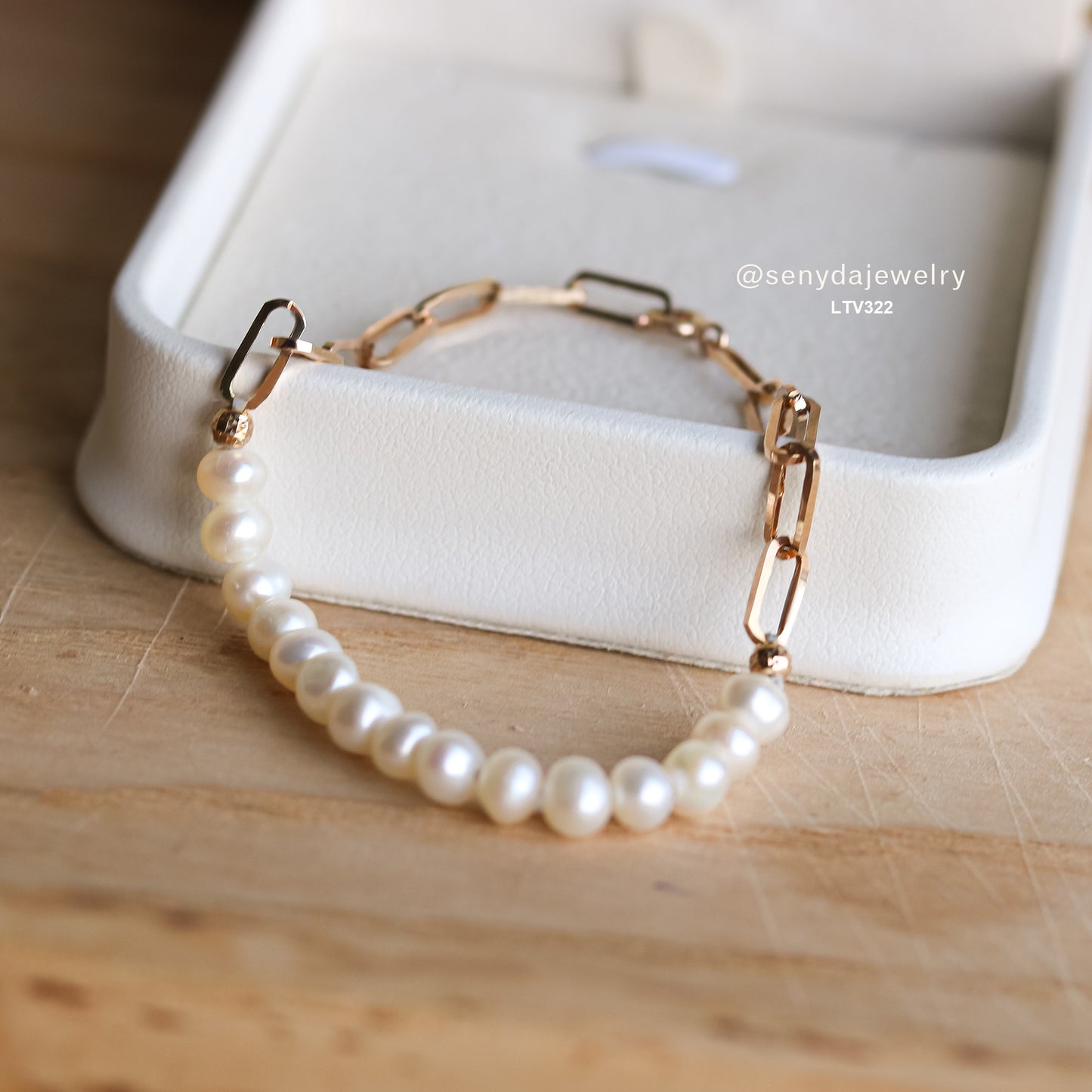 14K Solid Gold Freshwater Pearl And Chain Link Bracelet