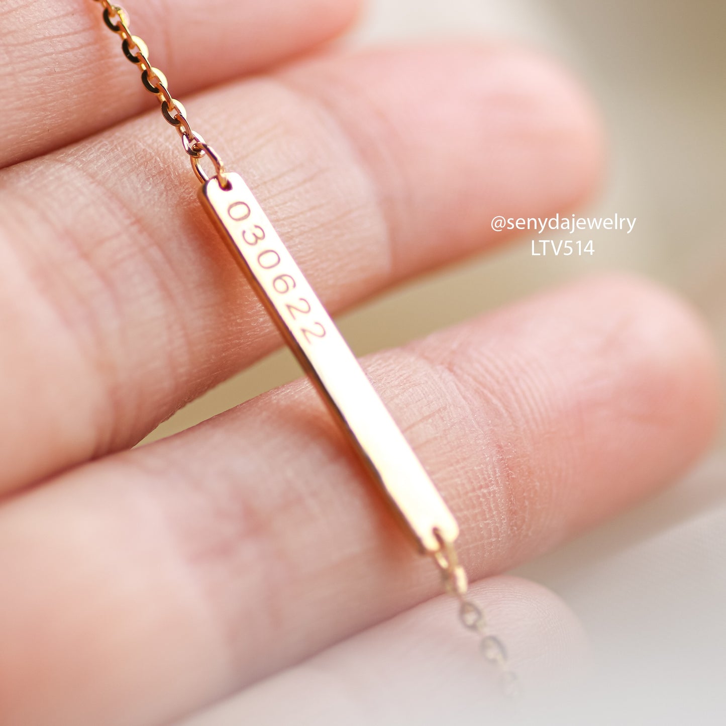 Senyda 14K Gold Personalized Engraved Rectangular Bar 20cm Bracelet