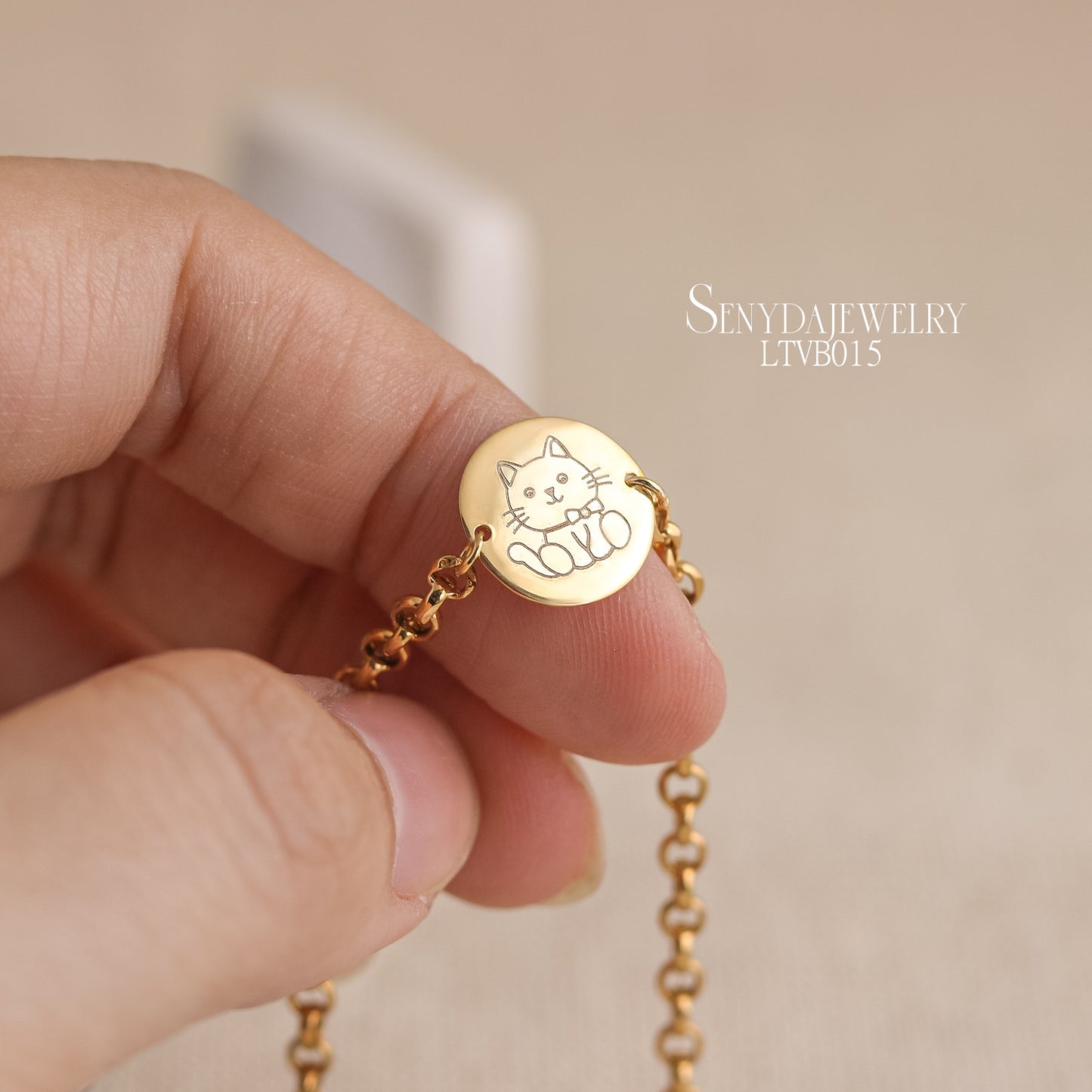 Personalized Engraved Round Disc Bracelet