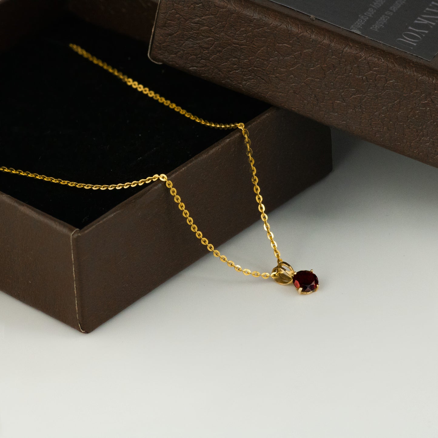 10K Solid Gold Round Shaped Garnet Pendant Necklace