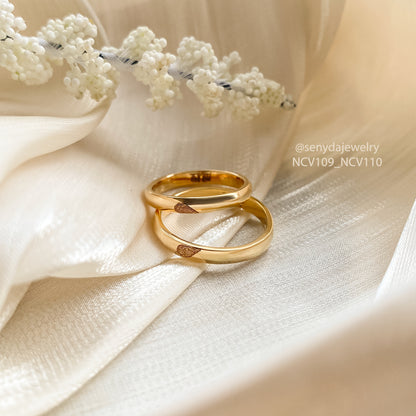 Heart Patterned Fingerprint Wedding Rings