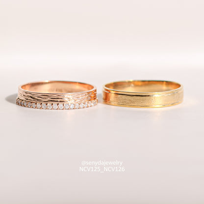 Senyda Luminous Love Gold Wedding Ring