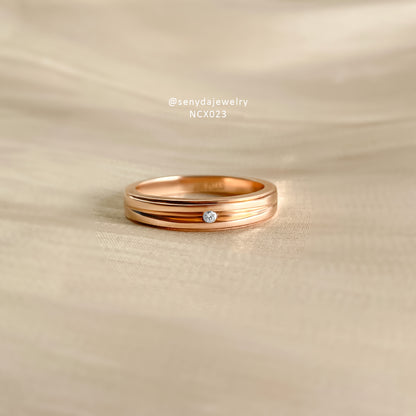 Senyda Moonlit Promise Gold Wedding Ring