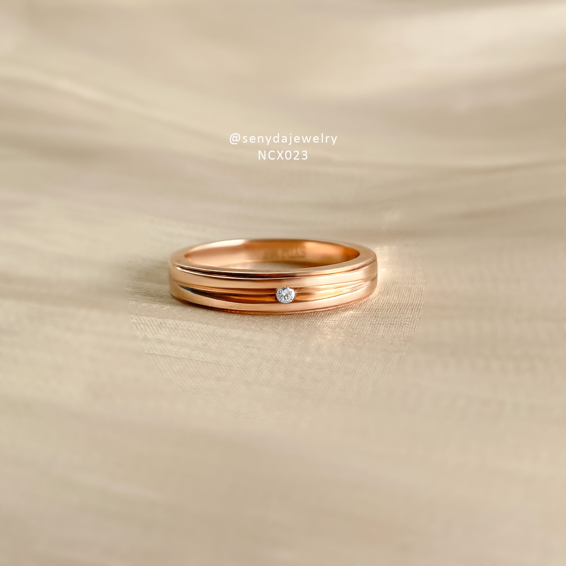 Senyda Hamonious Hearts Gold Wedding Ring Set