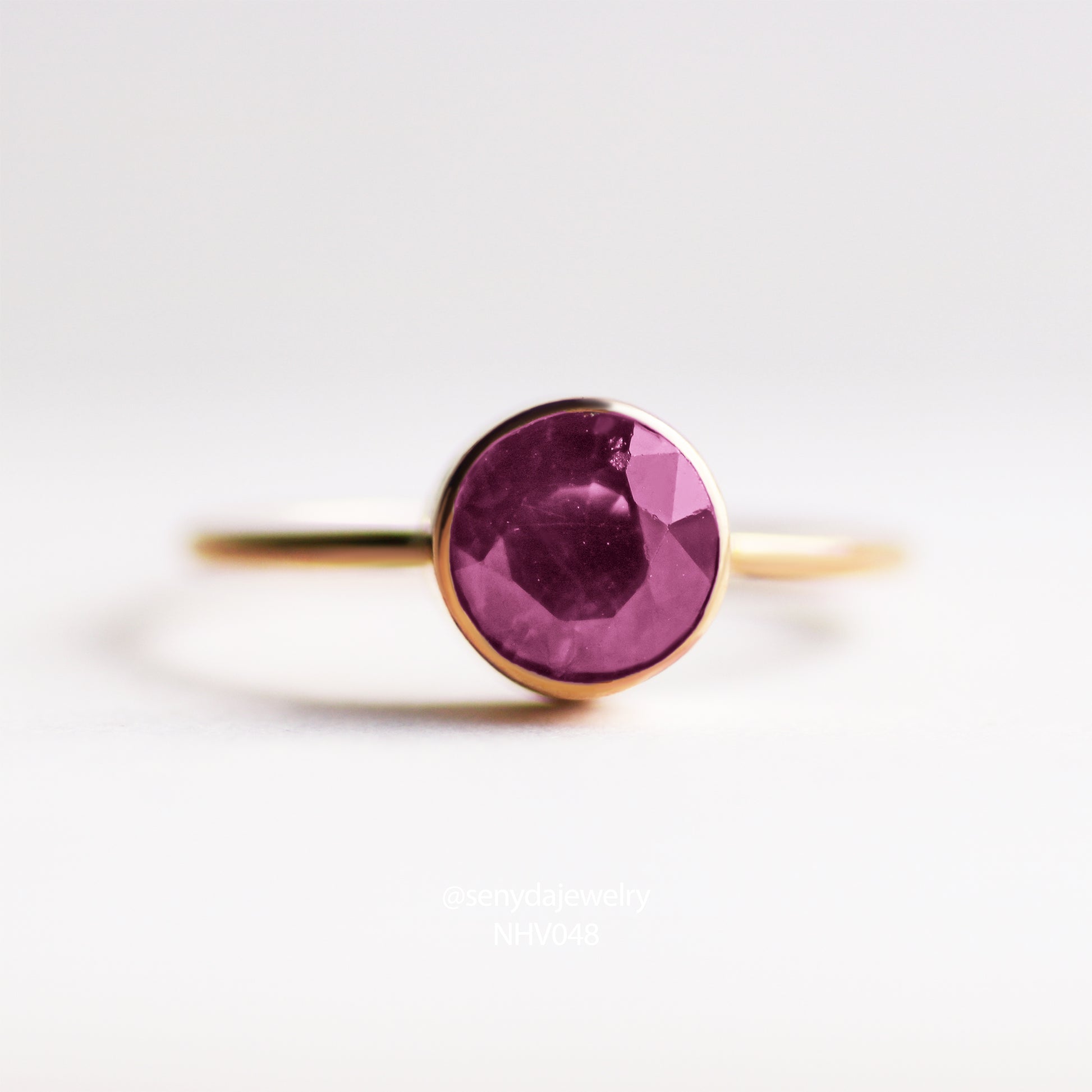 10K Solid Gold Round - Shaped Brilliant Cut Spinel Bezel Ring