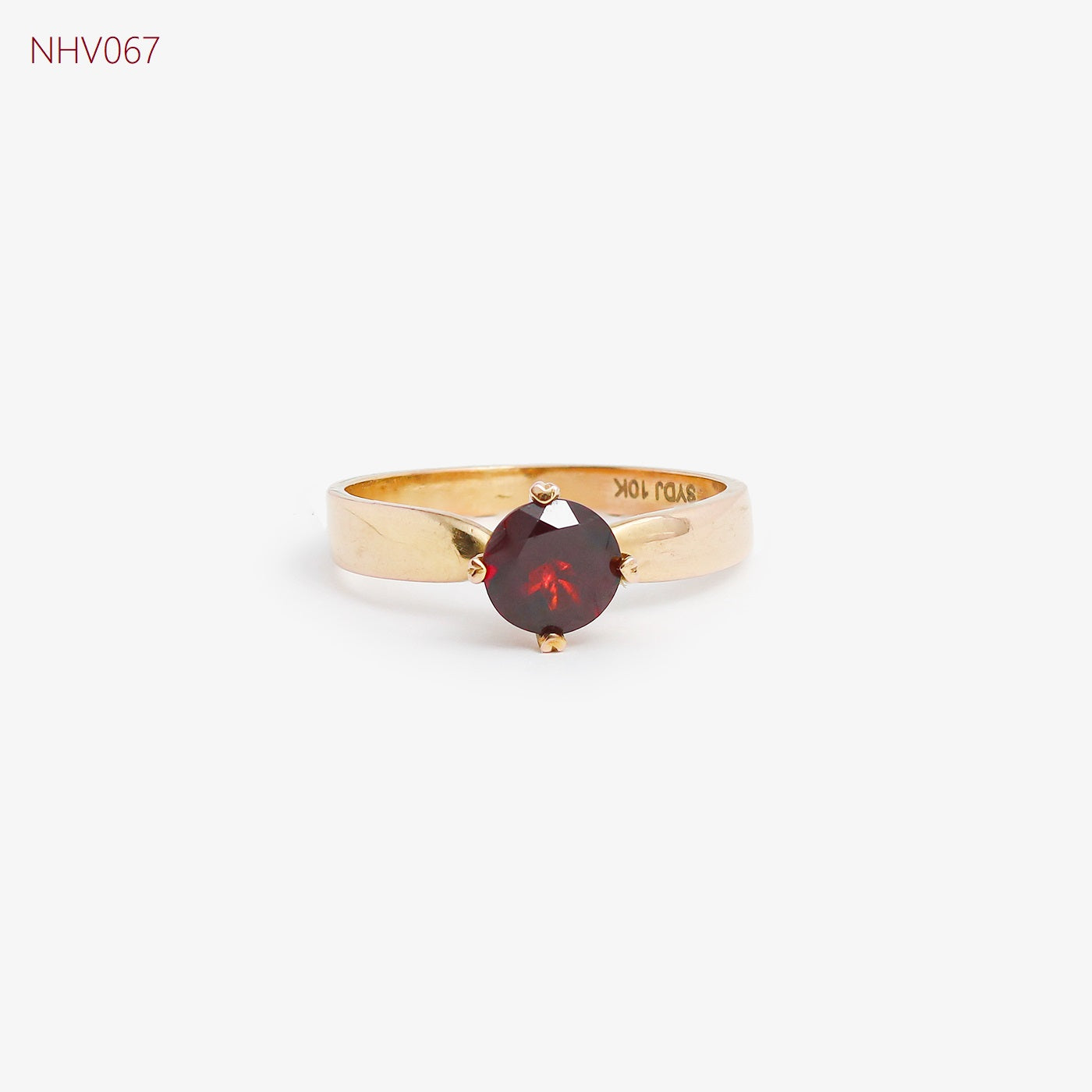 10K Solid Gold Round Garnet 4 Prong Womens Solitaire Ring