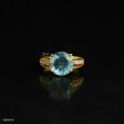 10K Solid Gold Round Blue Topaz Pavé Ring