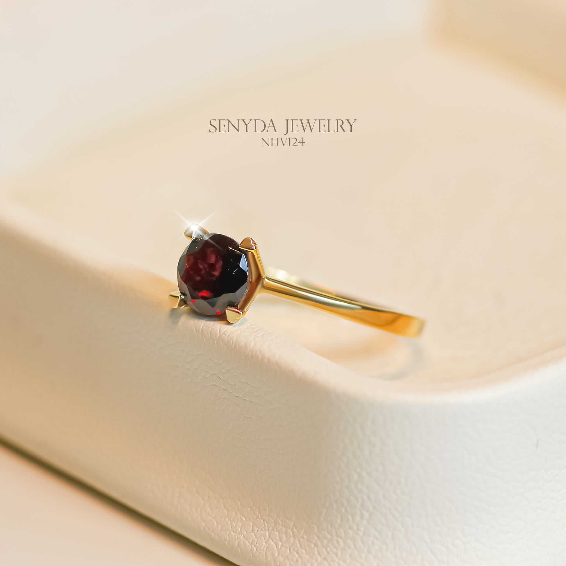 Senyda 10K Solid Gold Round - Shaped Brilliant Cut Natural Garnet Ring