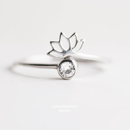 Senyda 10K Solid Gold Special Ring - "THE LOTUS" RING