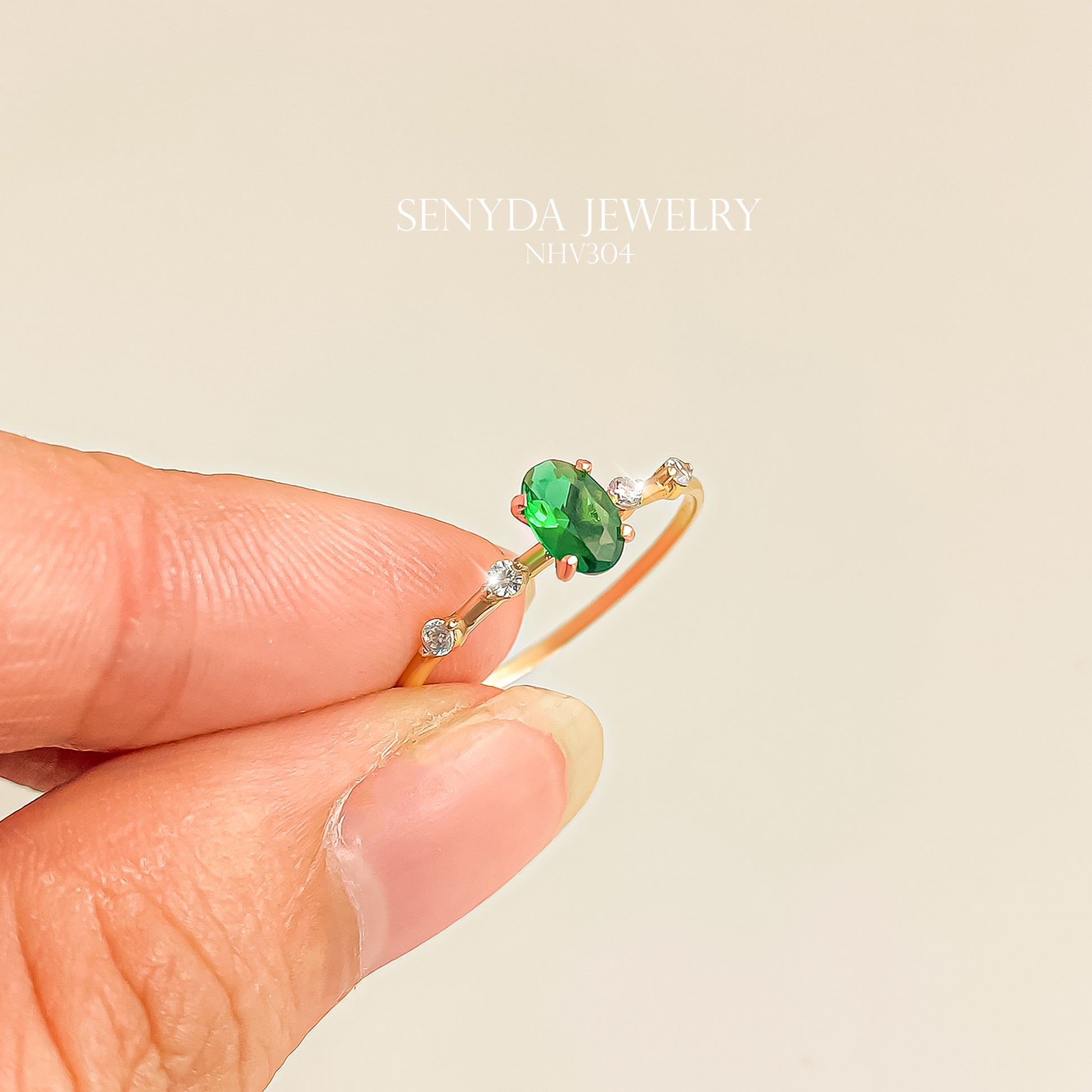 Senyda 10K Solid Gold Oval - Shaped Brilliant Cut Cubic Zirconia Ring
