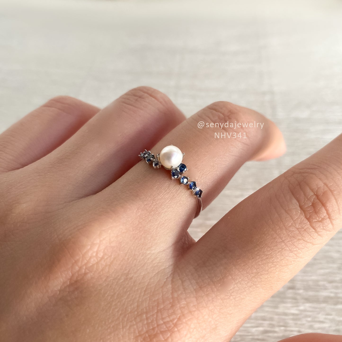 10K Solid Gold Freshwater Pearl And Sapphires Ring