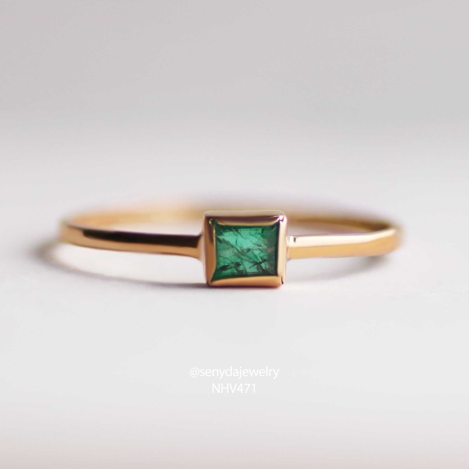 16K Solid Gold Emerald Cut Emerald Solitaire Ring