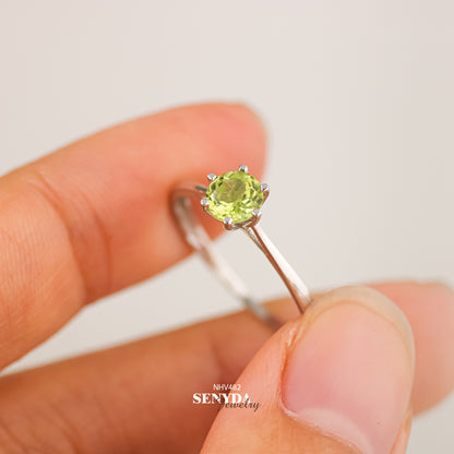 Senyda 10K Solid Gold Round - Shaped Brilliant Cut Natural Peridot Ring