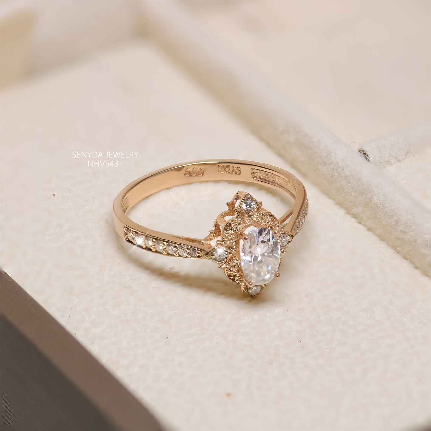 Senyda Boundless Eternity Gold Wedding Ring