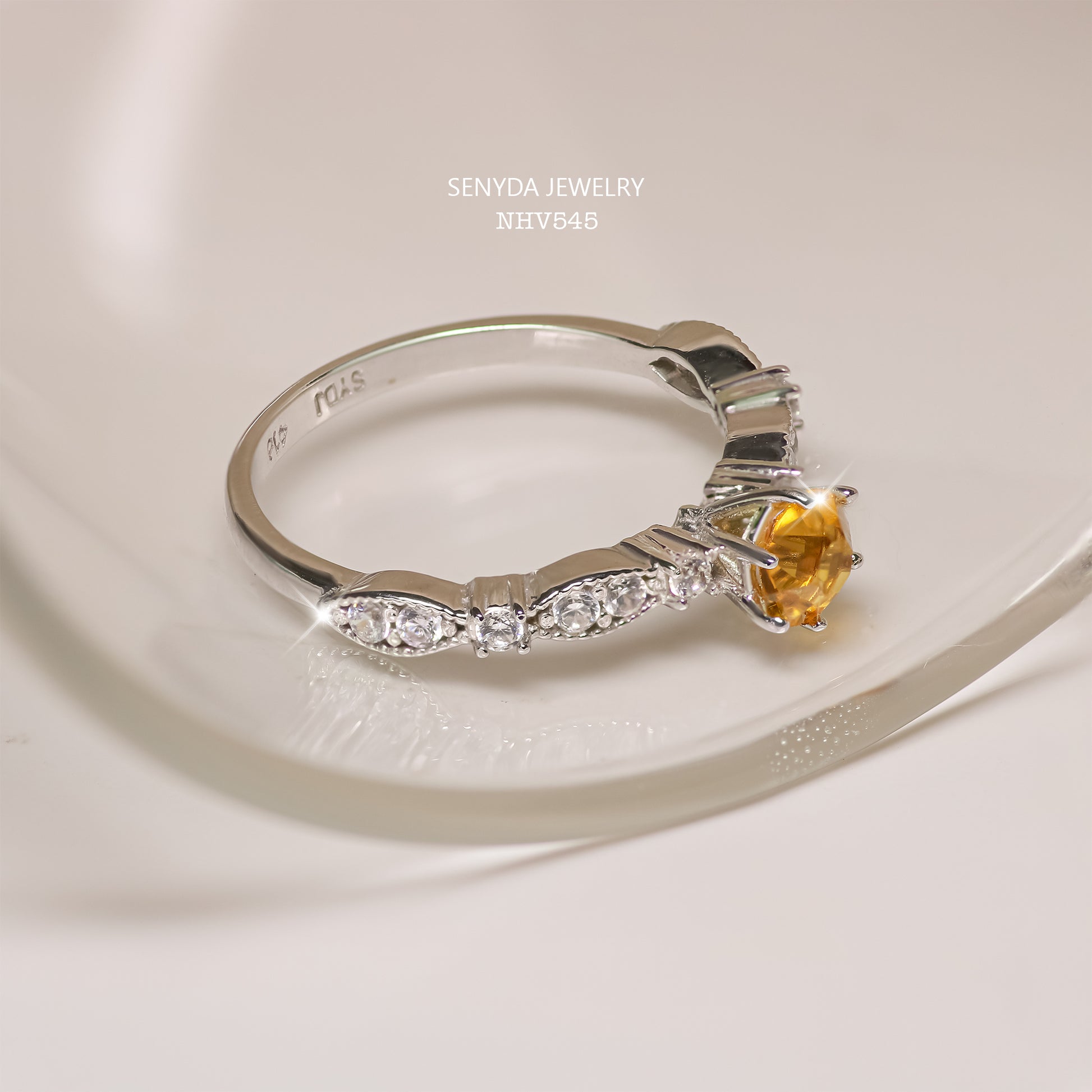 Senyda 10K Solid Gold Citrine Vintage Ring