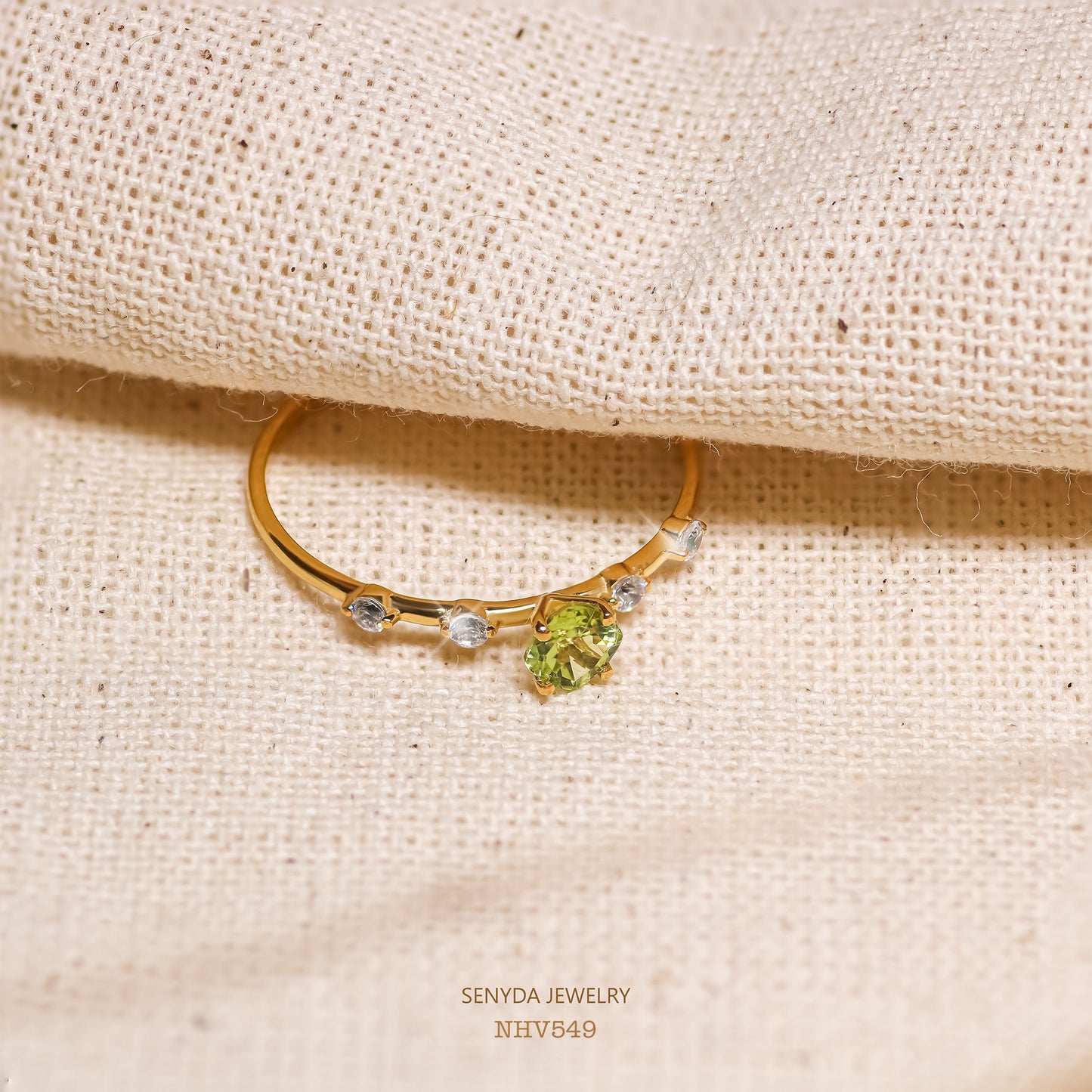 Senyda 14K Solid Gold Cushion - Shaped Brilliant Cut Natural Peridot Ring