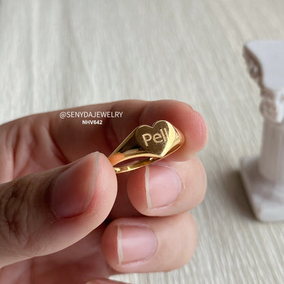 Personalized Engraved Heart Signet Ring