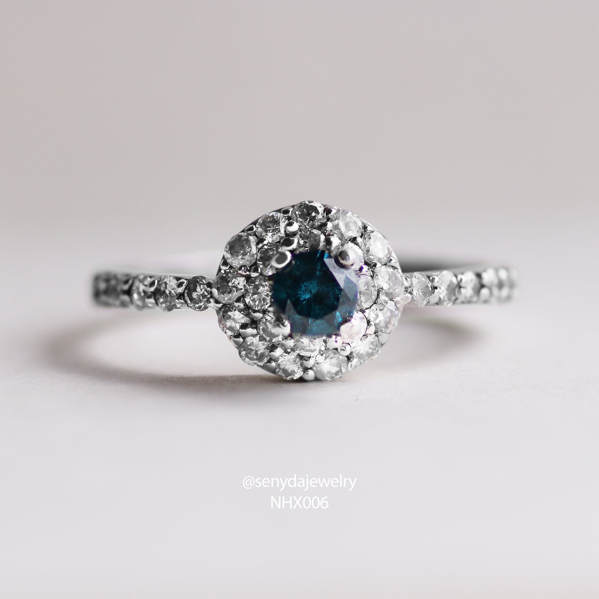 Senyda 10K Solid Gold Halo Blue Diamond Ring