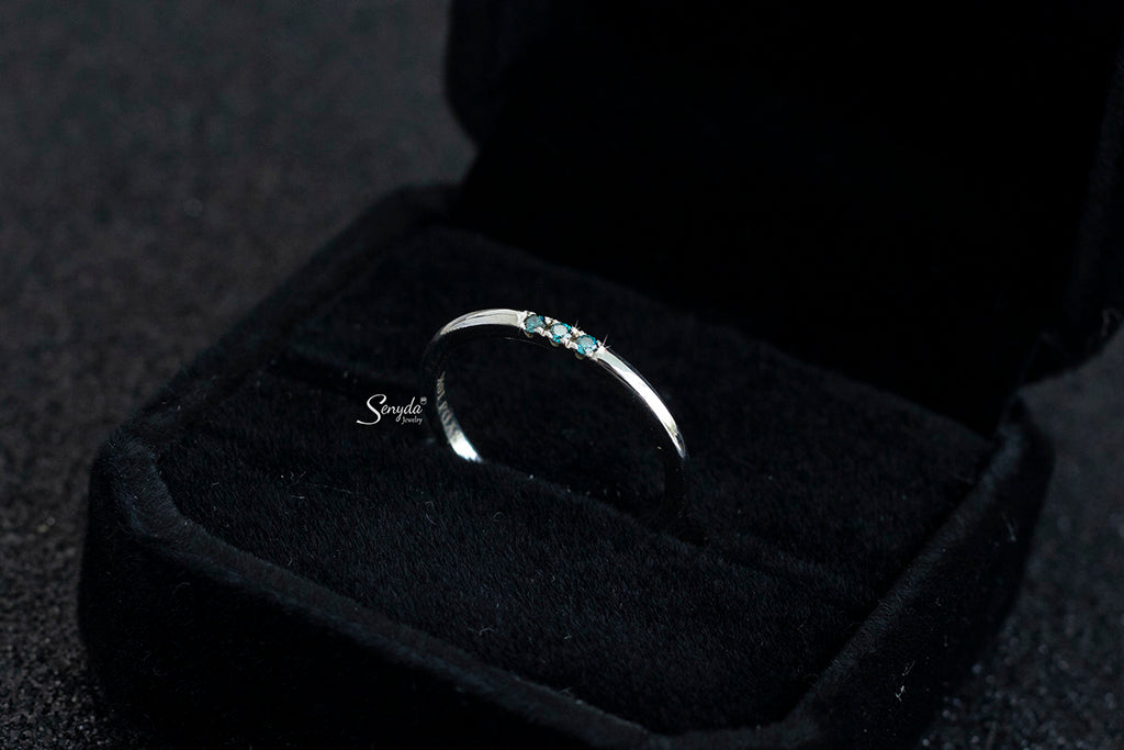 Senyda 10K Solid Gold Three Stone Diamond Ring