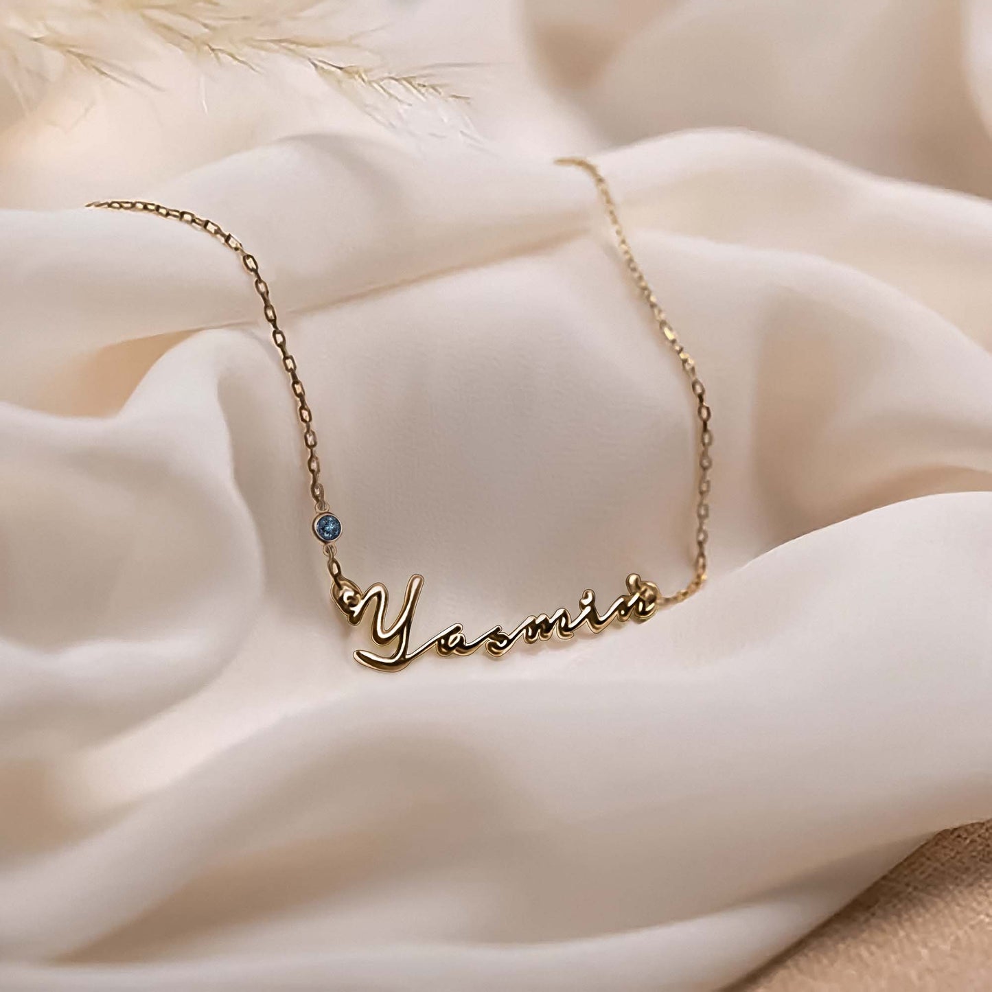 Senyda Custom Name Pendant Necklace with Birthday Stone