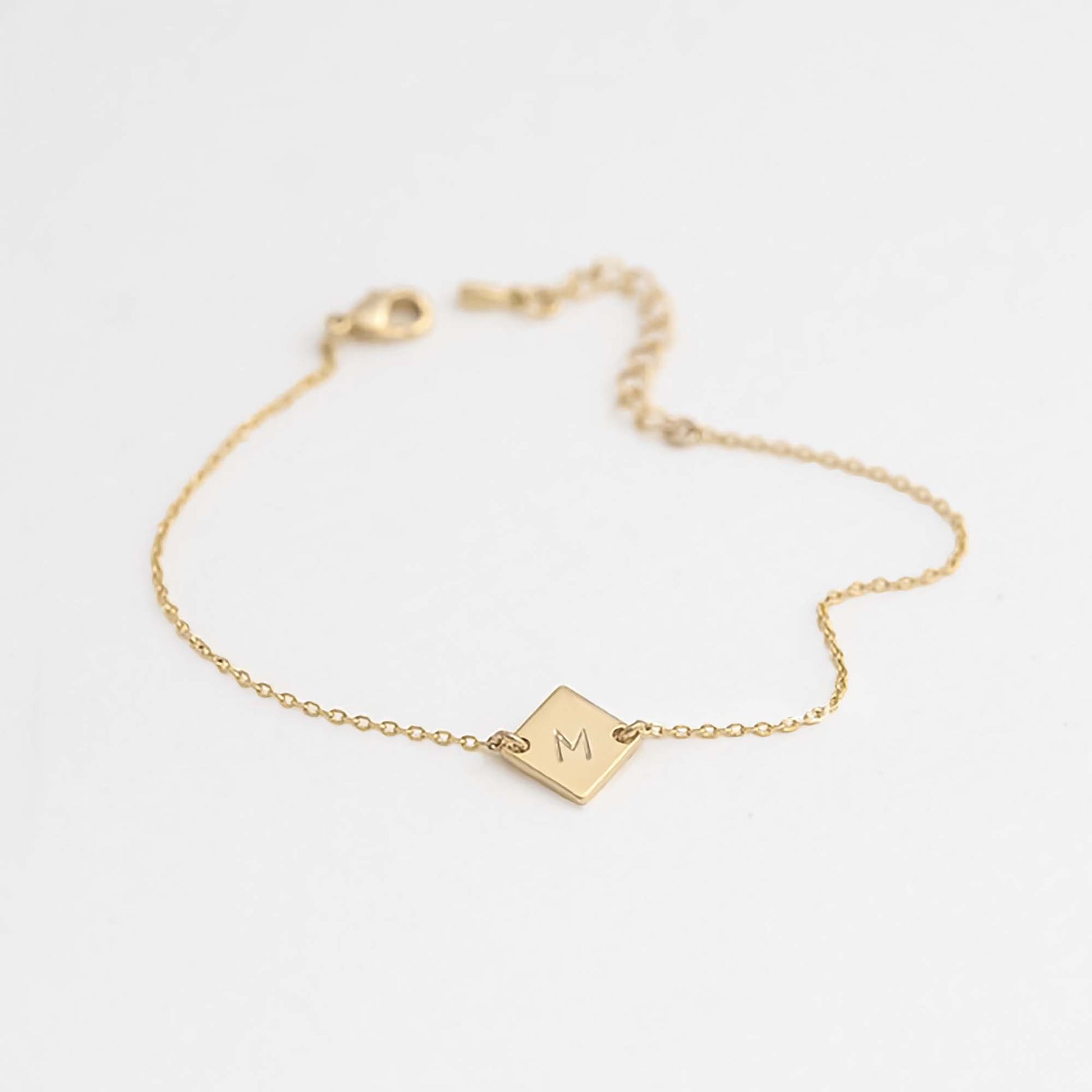 Personalized Engraved Rhombus Disc Bracelet