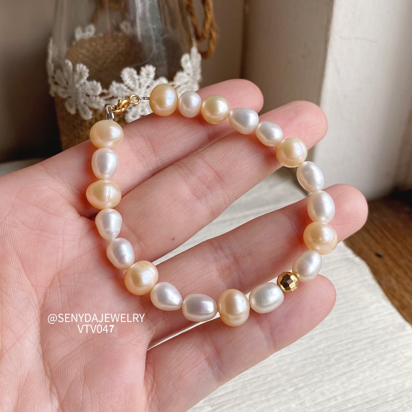 Senyda 10K Gold Freshwater Pearls 8x6,5mm Bracelet