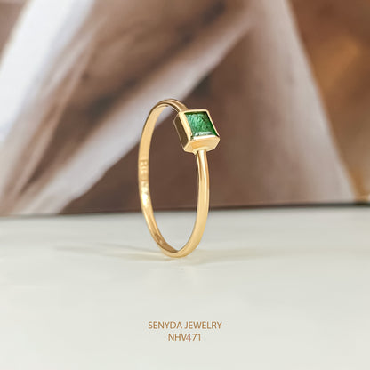 16K Solid Gold Emerald Cut Emerald Solitaire Ring